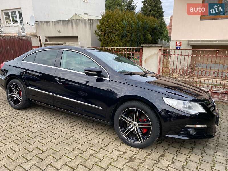 Купе Volkswagen CC / Passat CC 2010 в Тячеві