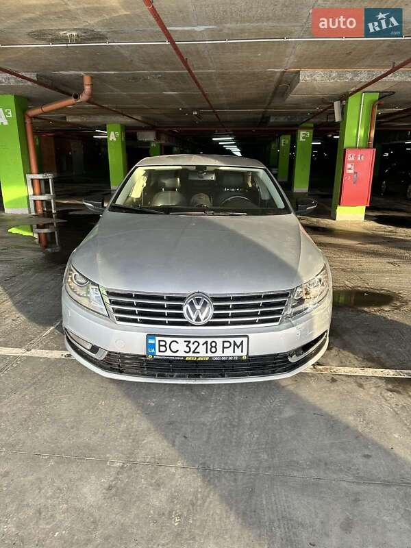 Купе Volkswagen CC / Passat CC 2012 в Львове