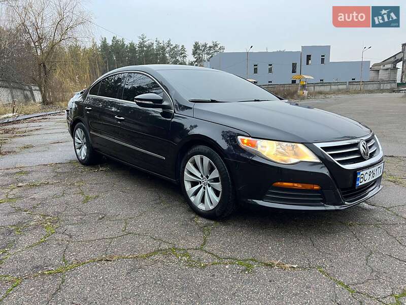 Купе Volkswagen CC / Passat CC 2010 в Киеве