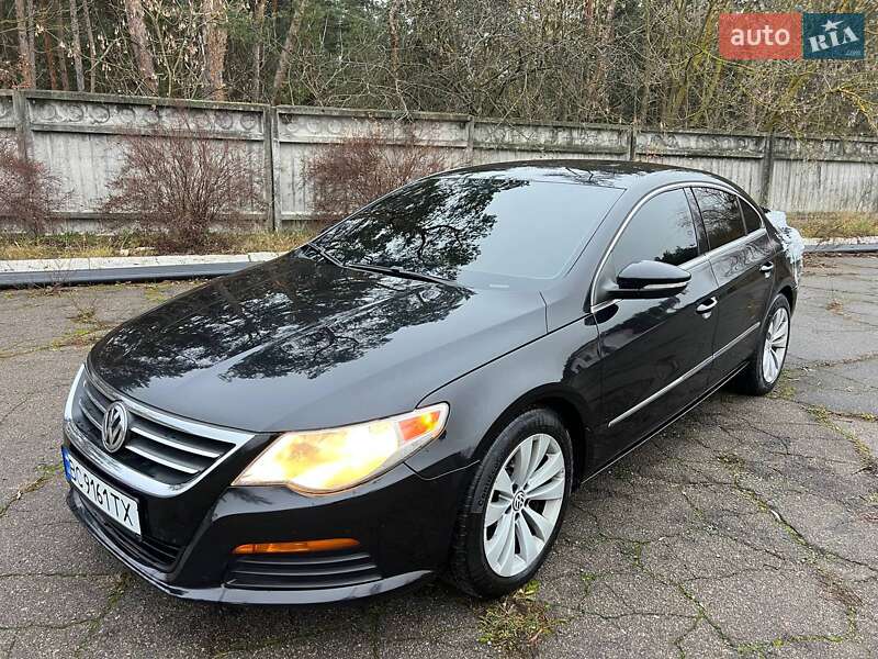 Купе Volkswagen CC / Passat CC 2010 в Киеве