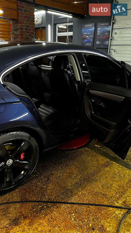 Купе Volkswagen CC / Passat CC 2011 в Дніпрі