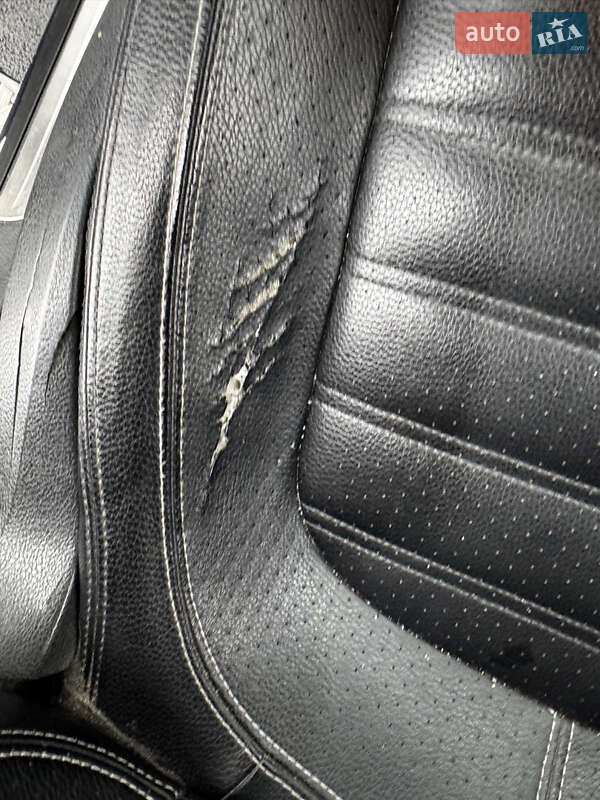 Купе Volkswagen CC / Passat CC 2012 в Києві