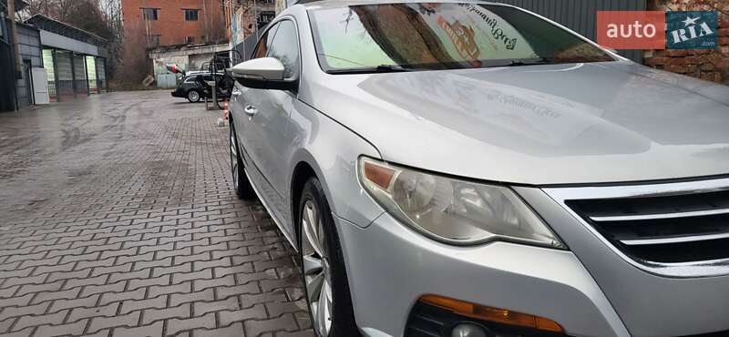 Купе Volkswagen CC / Passat CC 2009 в Коломые