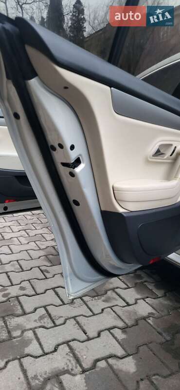 Купе Volkswagen CC / Passat CC 2009 в Коломые