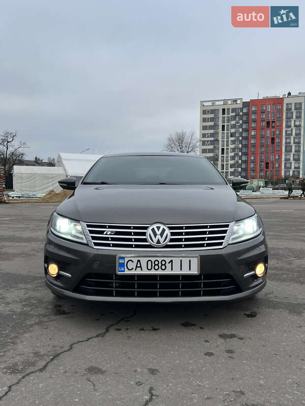 Купе Volkswagen CC / Passat CC 2014 в Киеве