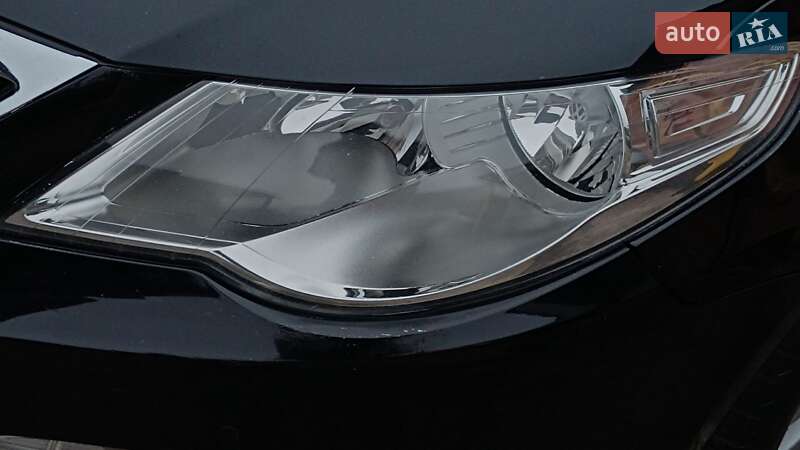 Купе Volkswagen CC / Passat CC 2010 в Виннице