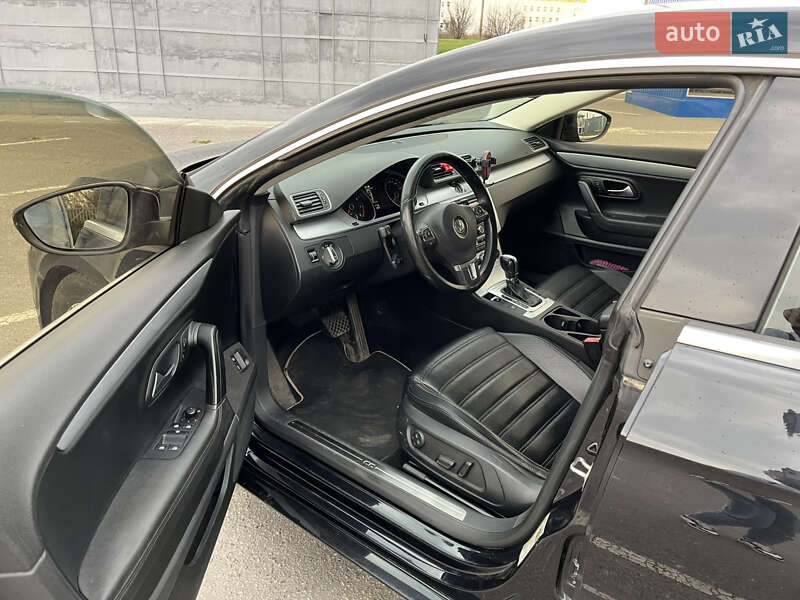 Купе Volkswagen CC / Passat CC 2012 в Полтаве