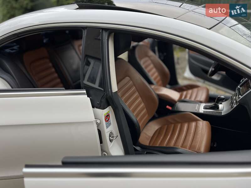 Купе Volkswagen CC / Passat CC 2012 в Хмельницком