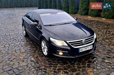 Купе Volkswagen CC / Passat CC 2011 в Мукачевому