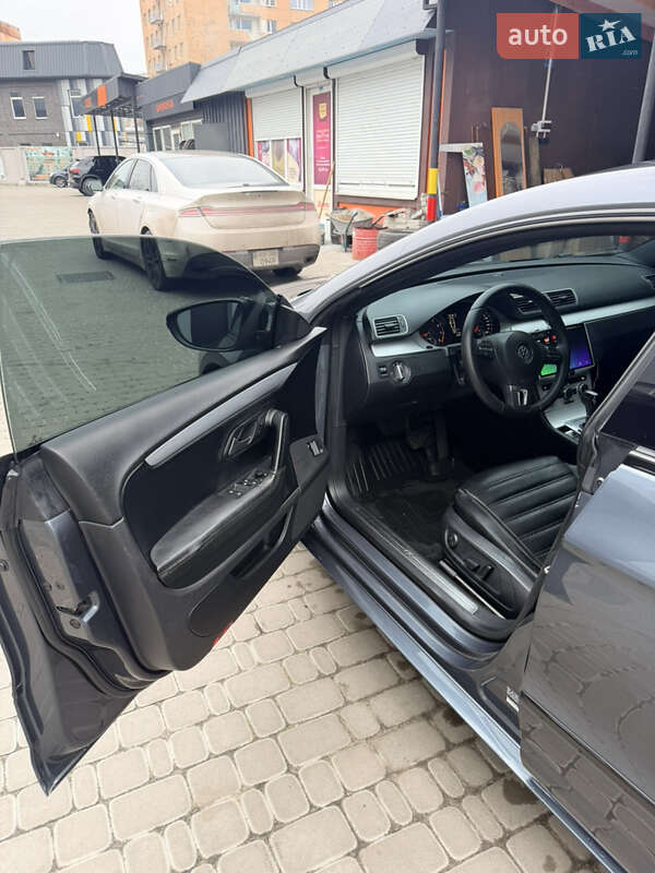 Купе Volkswagen CC / Passat CC 2012 в Белой Церкви
