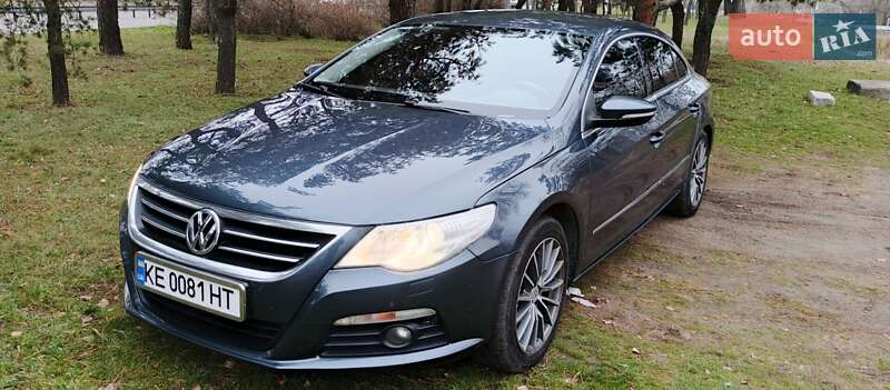 Купе Volkswagen CC / Passat CC 2011 в Дніпрі