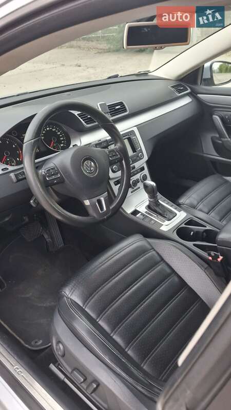 Купе Volkswagen CC / Passat CC 2012 в Южноукраинске