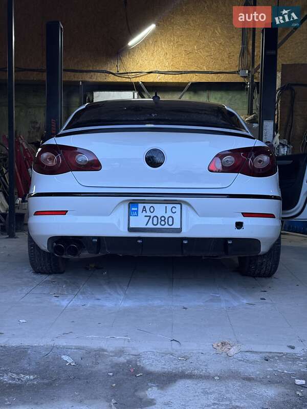 Volkswagen CC / Passat CC 2011