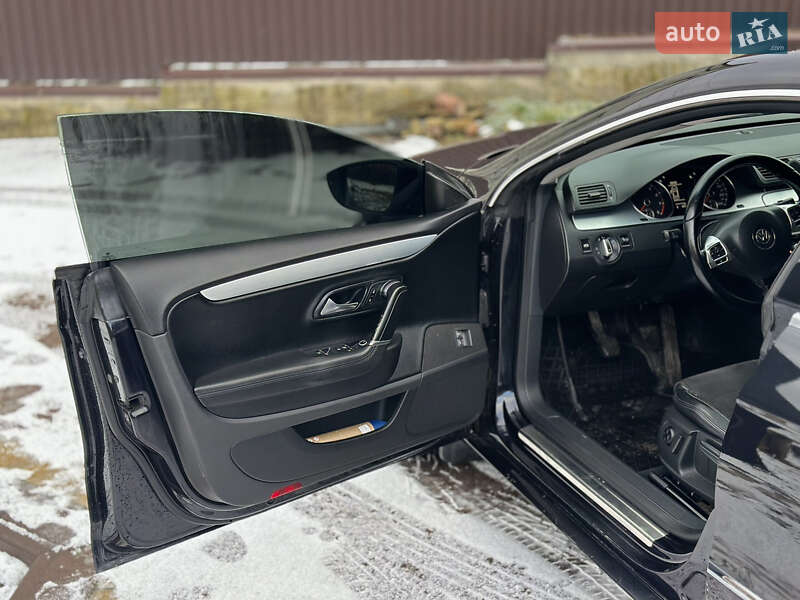 Седан Volkswagen CC / Passat CC 2009 в Луцьку