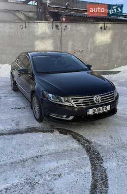 Купе Volkswagen CC / Passat CC 2014 в Києві