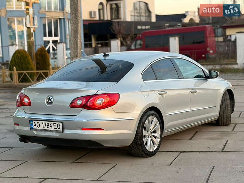 Купе Volkswagen CC / Passat CC 2011 в Хусте