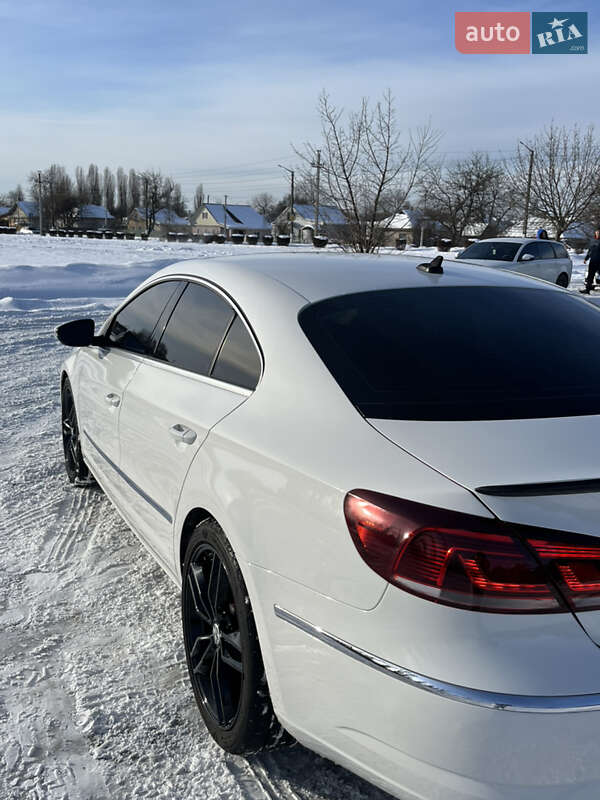 Купе Volkswagen CC / Passat CC 2013 в Кременчуге