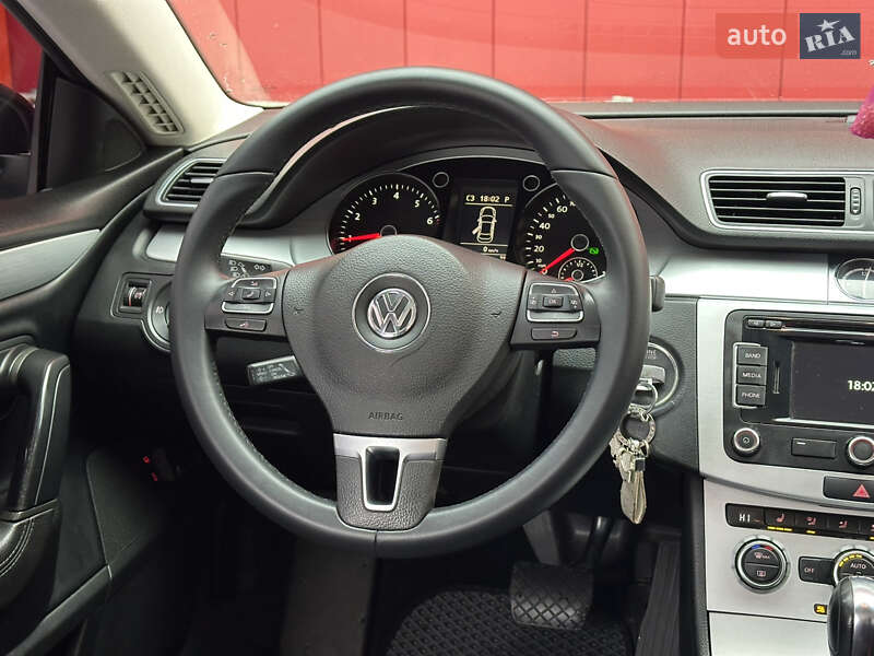 Купе Volkswagen CC / Passat CC 2012 в Києві фото 27 Купе Volkswagen CC / Passat CC 2012 в Києві