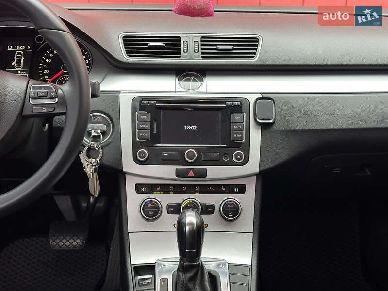 Купе Volkswagen CC / Passat CC 2012 в Києві фото 28 Купе Volkswagen CC / Passat CC 2012 в Києві