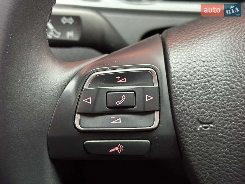 Купе Volkswagen CC / Passat CC 2012 в Києві фото 31 Купе Volkswagen CC / Passat CC 2012 в Києві