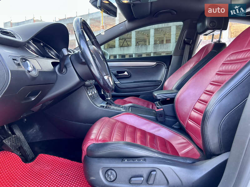 Купе Volkswagen CC / Passat CC 2012 в Тернополі