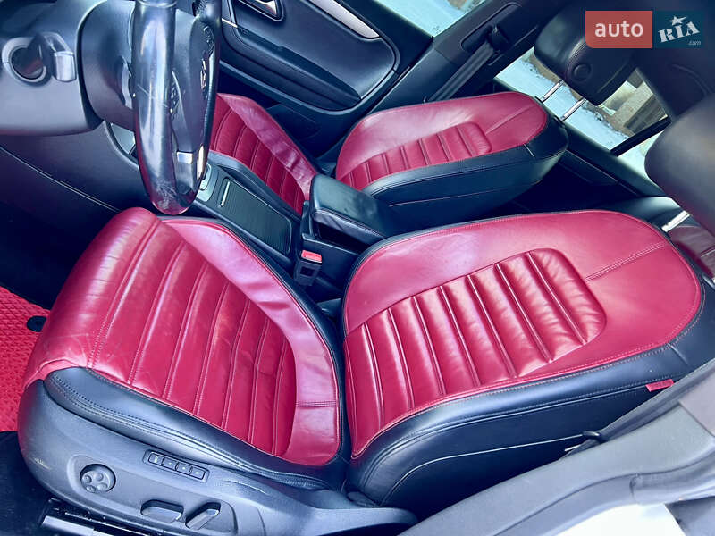 Купе Volkswagen CC / Passat CC 2012 в Тернополі