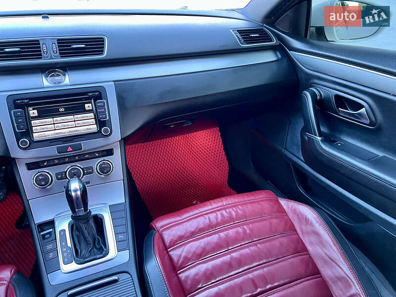 Купе Volkswagen CC / Passat CC 2012 в Тернополі