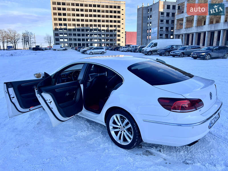 Купе Volkswagen CC / Passat CC 2012 в Тернополі