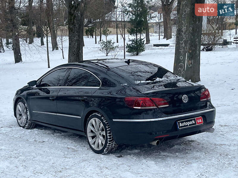 Купе Volkswagen CC / Passat CC 2012 в Києві