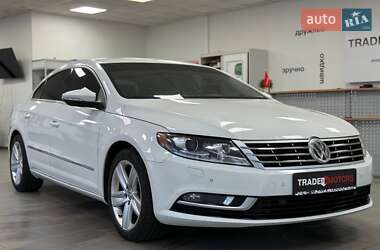 Купе Volkswagen CC / Passat CC 2015 в Киеве