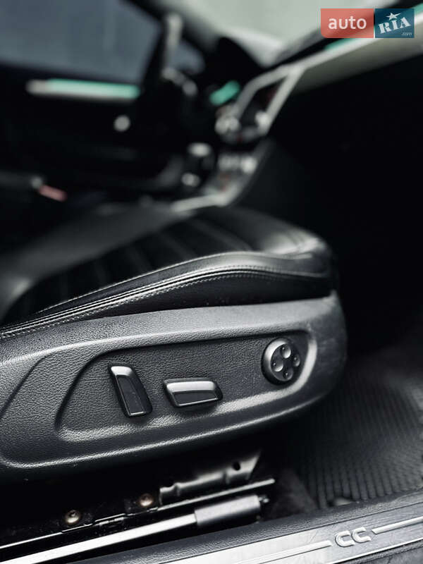 Купе Volkswagen CC / Passat CC 2012 в Днепре