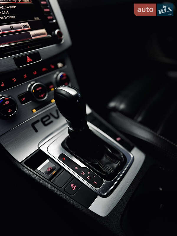 Купе Volkswagen CC / Passat CC 2012 в Днепре