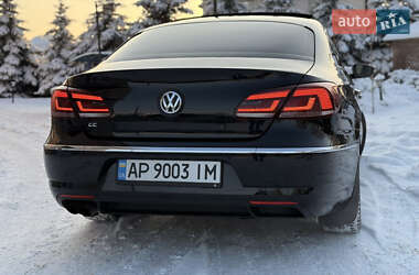Купе Volkswagen CC / Passat CC 2012 в Киеве