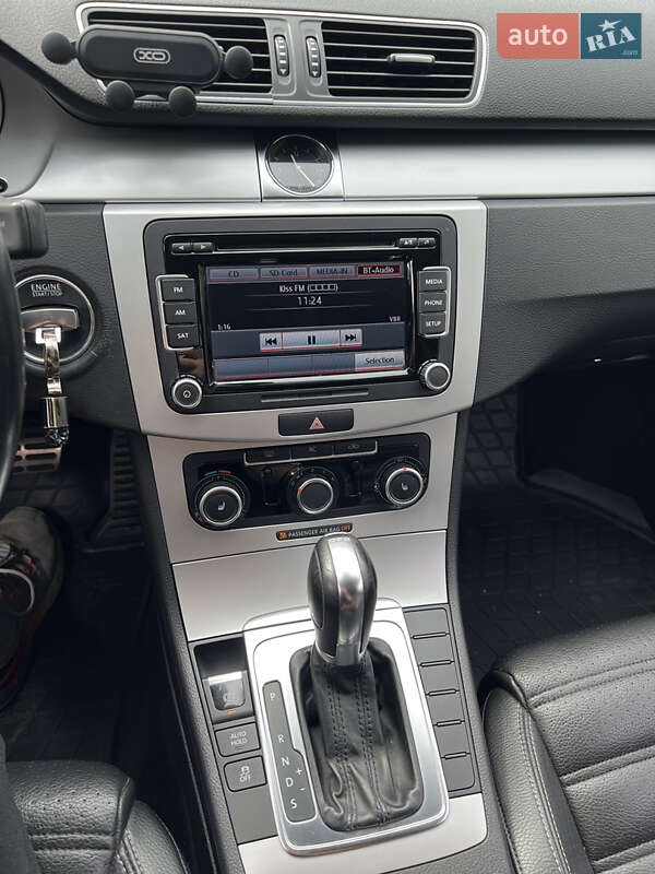 Купе Volkswagen CC / Passat CC 2011 в Сколе