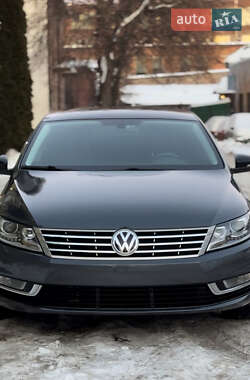 Купе Volkswagen CC / Passat CC 2012 в Львове