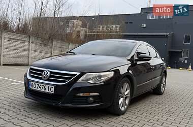 Купе Volkswagen CC / Passat CC 2010 в Ужгороде