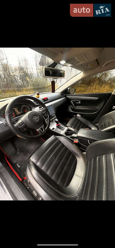 Купе Volkswagen CC / Passat CC 2013 в Львове