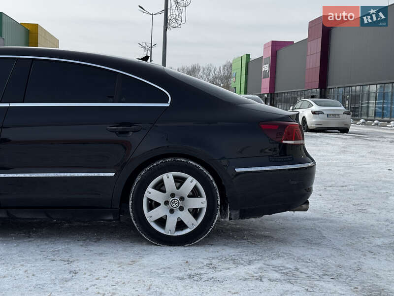 Купе Volkswagen CC / Passat CC 2012 в Киеве