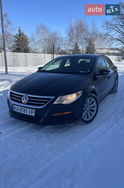 Купе Volkswagen CC / Passat CC 2010 в Богуславі