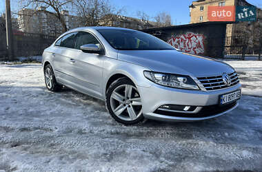 Купе Volkswagen CC / Passat CC 2012 в Києві