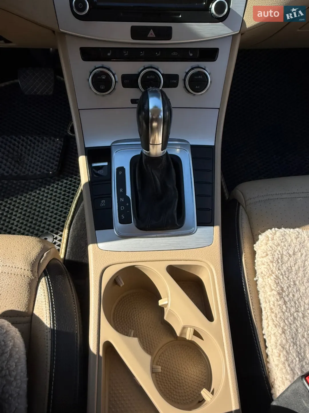 2012 Volkswagen Passat CC - мініатюра 26