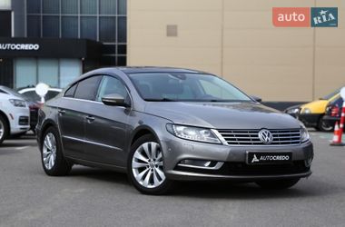 Купе Volkswagen CC / Passat CC 2014 в Киеве