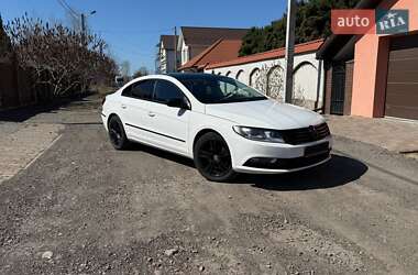 Купе Volkswagen CC / Passat CC 2012 в Києві