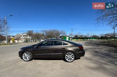 Купе Volkswagen CC / Passat CC 2012 в Києві