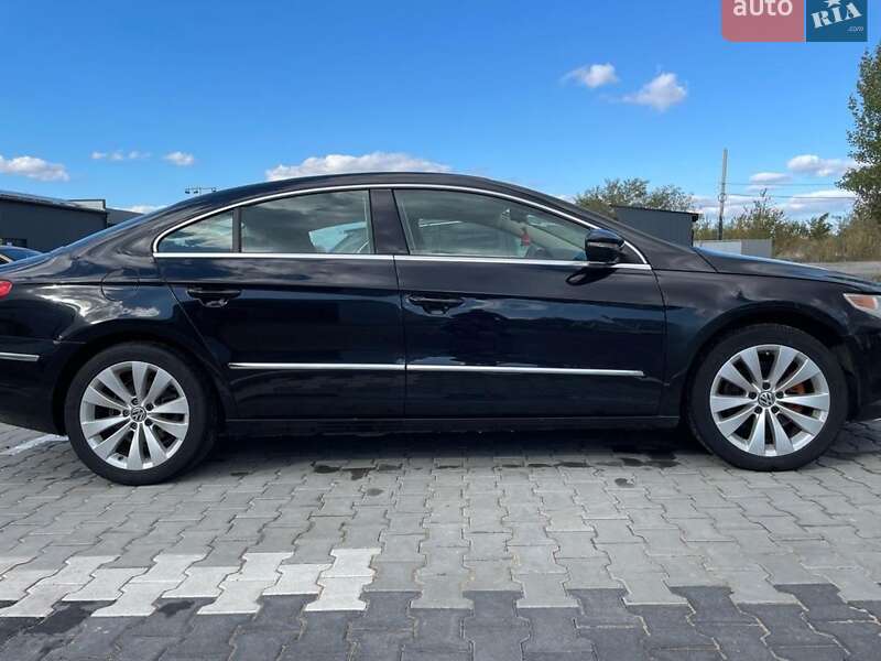 Купе Volkswagen CC / Passat CC 2011 в Виннице
