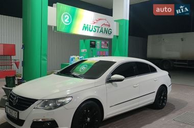 Купе Volkswagen CC / Passat CC 2010 в Днепре