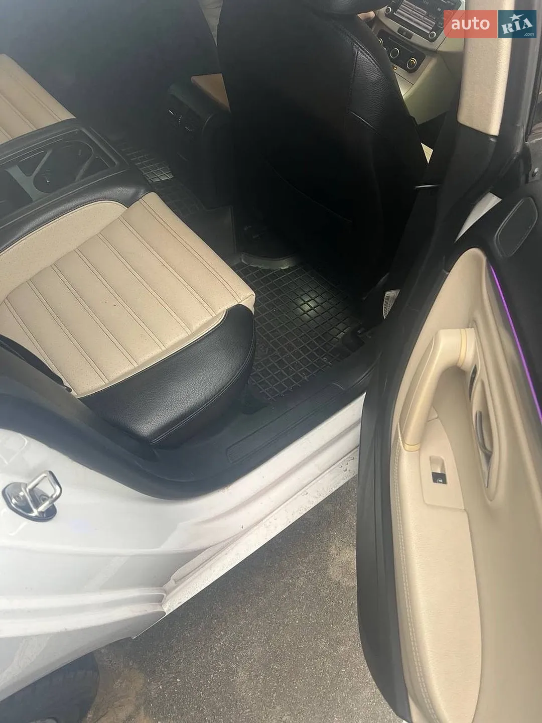 2011 Volkswagen Passat CC - мініатюра 15
