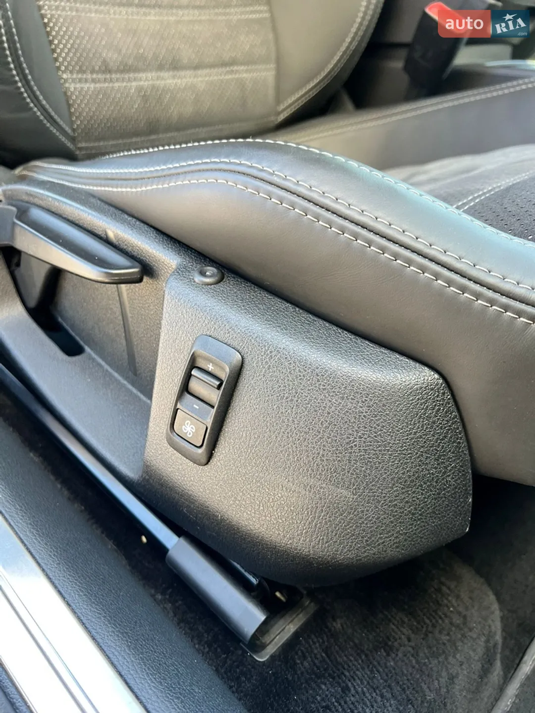 2013 Volkswagen Passat CC - мініатюра 16