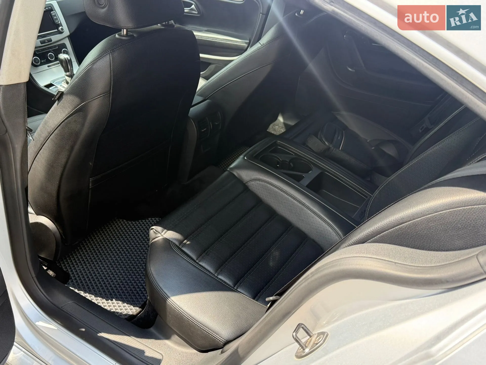 2010 Volkswagen Passat CC - мініатюра 13