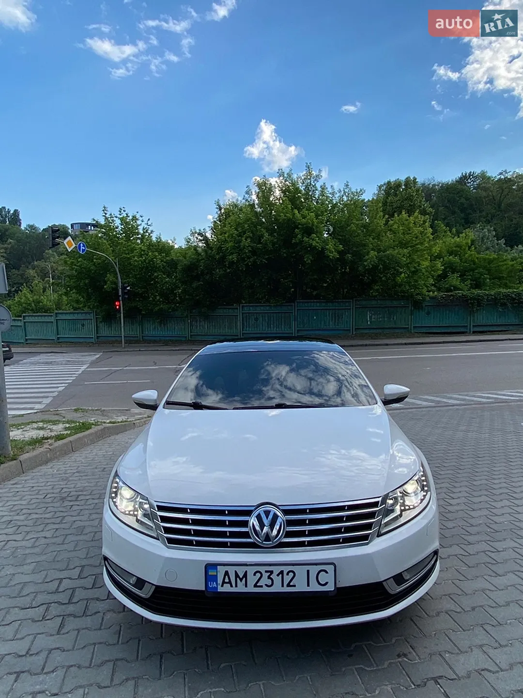 Volkswagen CC / Passat CC 2013 VIN WVWRN7AN1EE501047 фото оголошення 2 з 5
